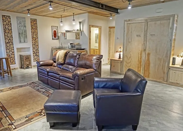 Pet Friendly Studio Condo, High Quality Finishes