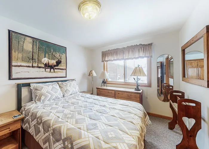 Riverview Condo #7